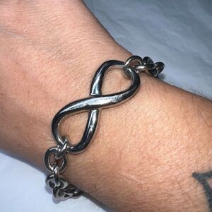 Stainless Steel Gunmetal Tone Chunky Chain Infinity Sign Bracelet
